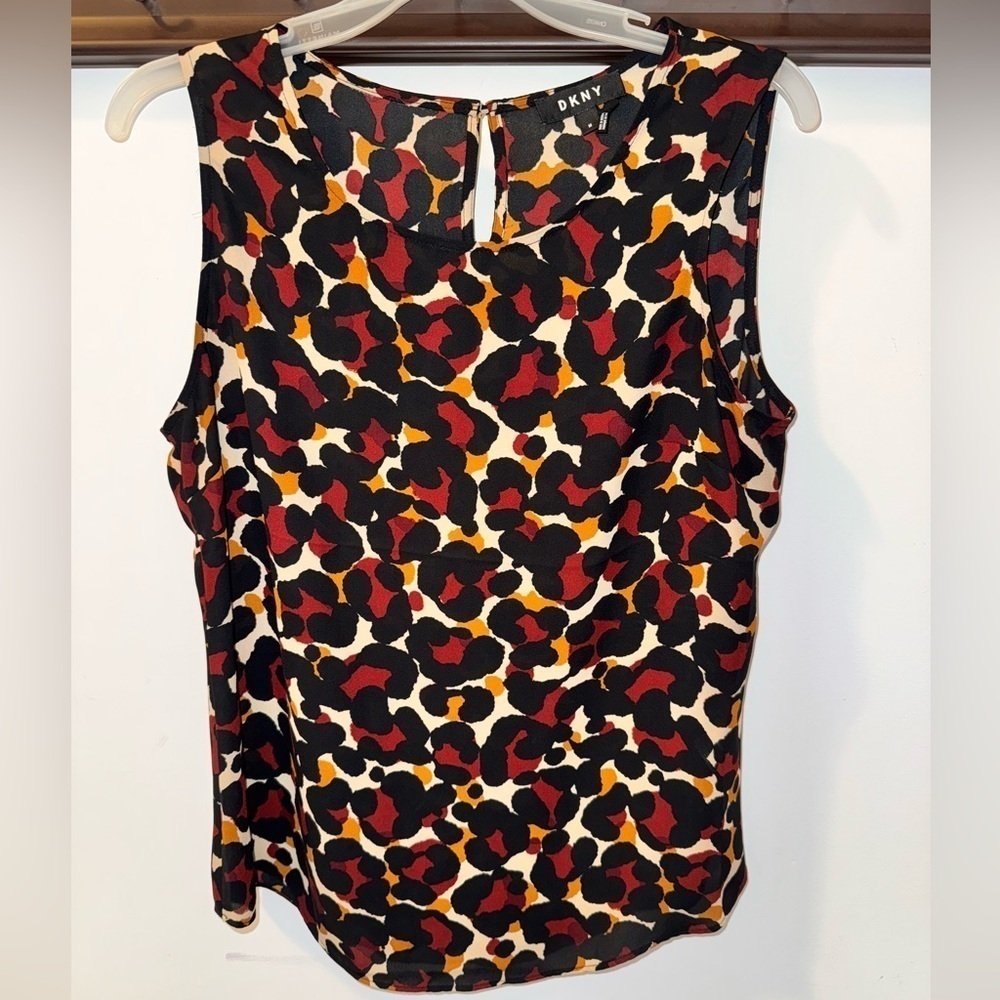 DKNY Ladies Cheetah Sleeveless Blouse Size Medium